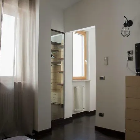 Casa Domi فندق مبيت وإفطار كونفيرسانو